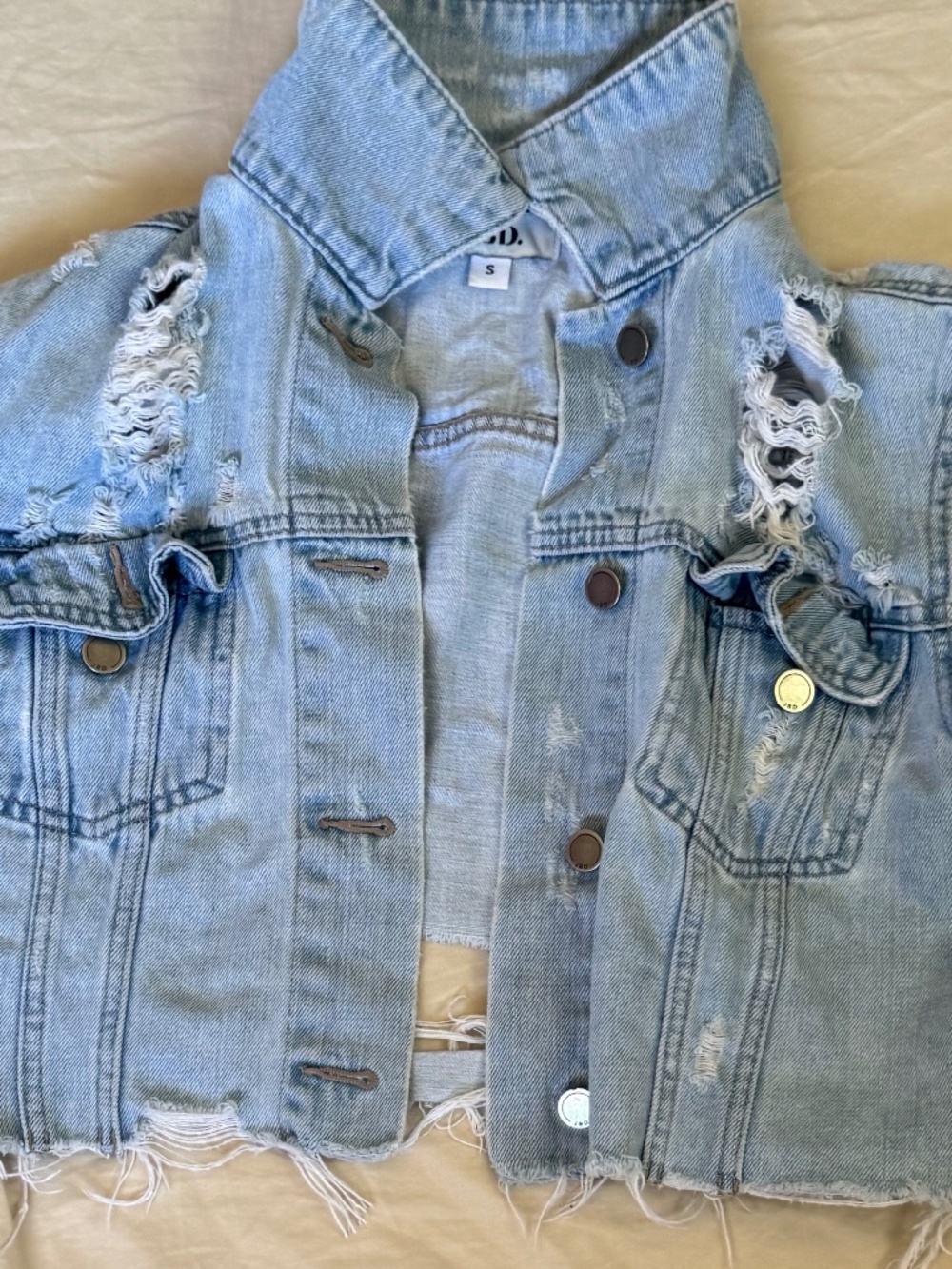 BDG Distressed Cropped Denim Jacket | Small